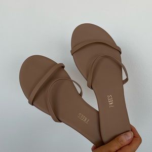 TKEES Gemma sandals